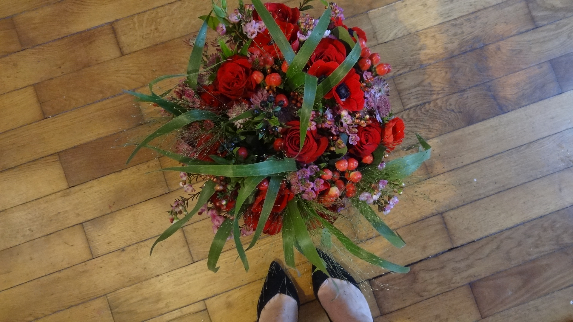 Interflora – un bouquet de fleurs pour la Saint Valentin – livraison –  Paris Frivole