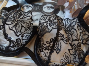 Leanelis - dessous chics - parure Wiesmann