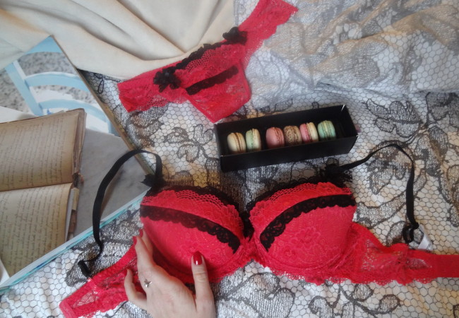 Miss Glam – ensemble de lingerie sexy Axami – Saint Valentin