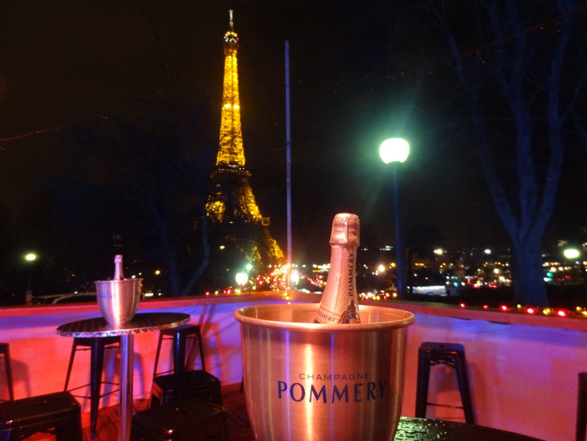 Ambiance « after ski » aux Jardins du Trocadéro – patinoire et apéro