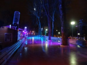 Ambiance « after ski » aux Jardins du Trocadéro – patinoire et apéro