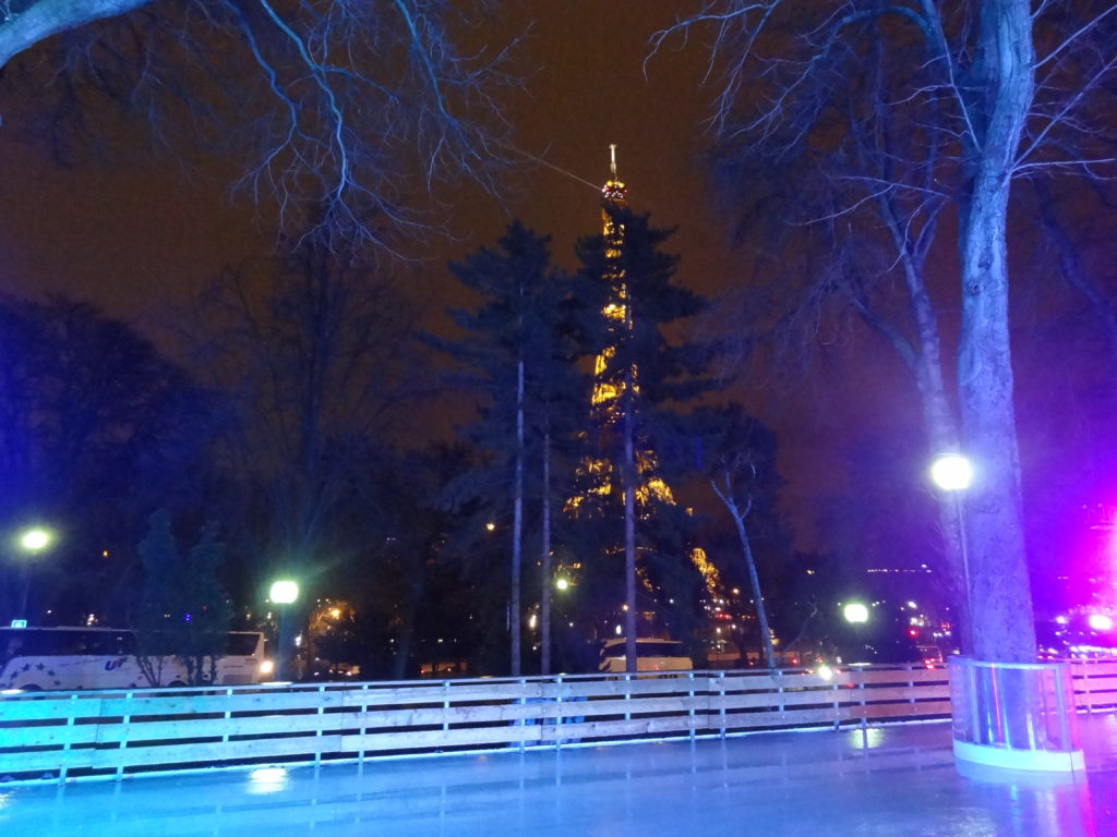 Ambiance « after ski » aux Jardins du Trocadéro – patinoire et apéro