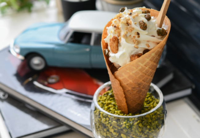 Découvrez l’Ice-Cream Truck de l’Hôtel de Crillon, A Rosewood Hotel