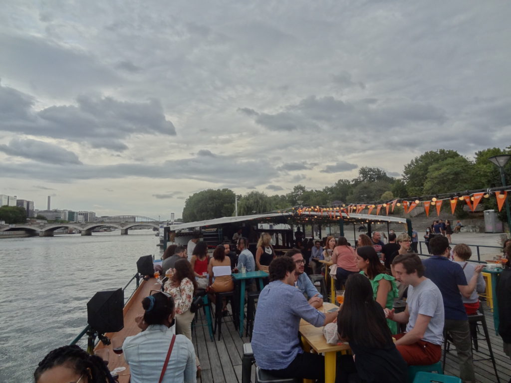 La Boumette - croisière festive sur la Seine tout l'été - Péniche River's King