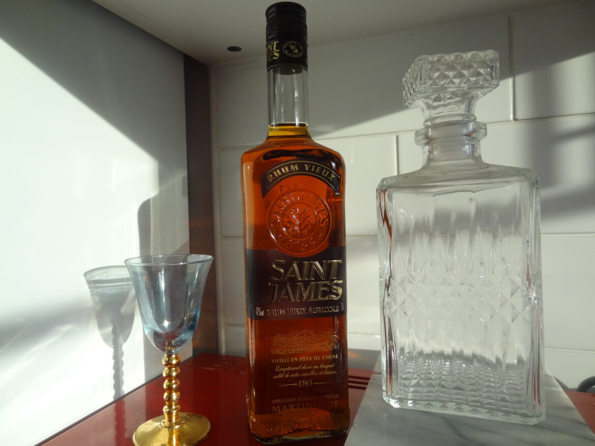 Saint James – le rhum vieux médaillé d’or à offrir pour Noël