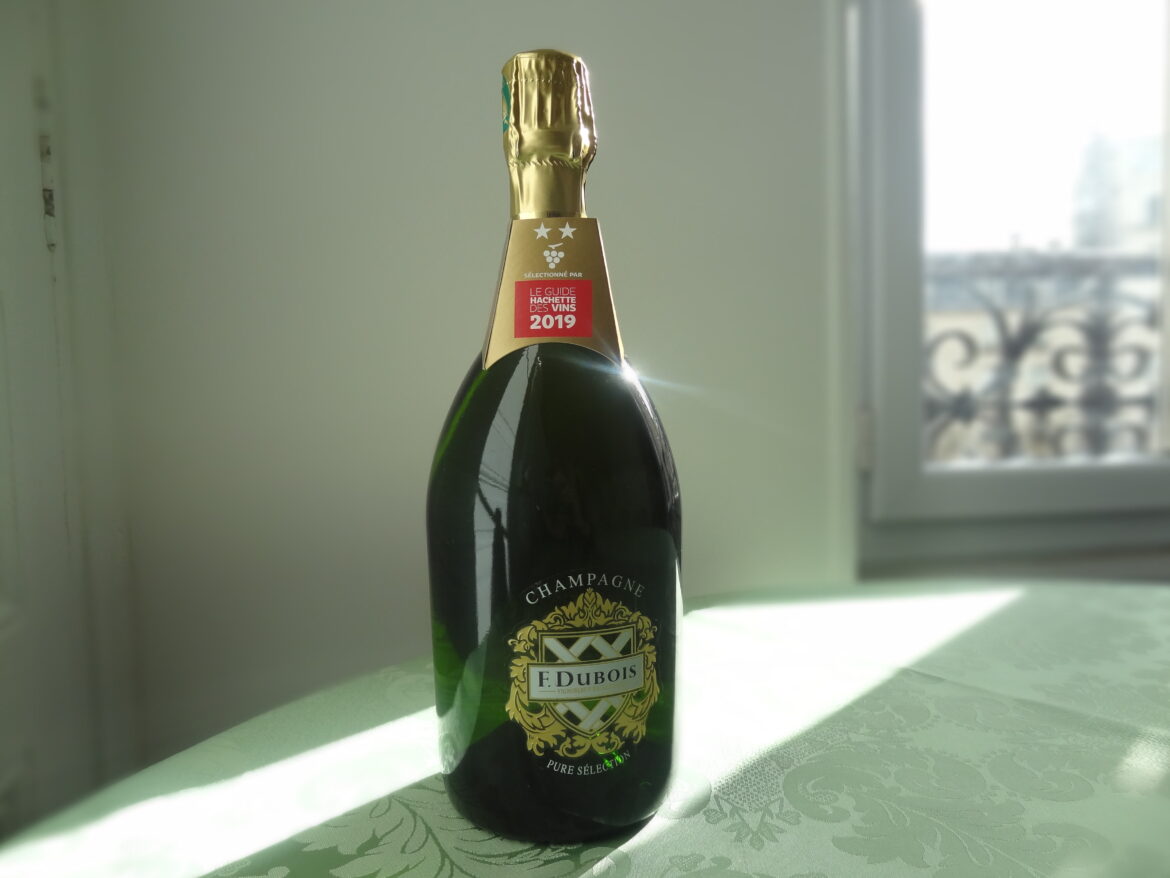 Cépages :Chardonnay, Pinot noir, Meunier Prix : 25,90 € Où le trouver : Grande distribution