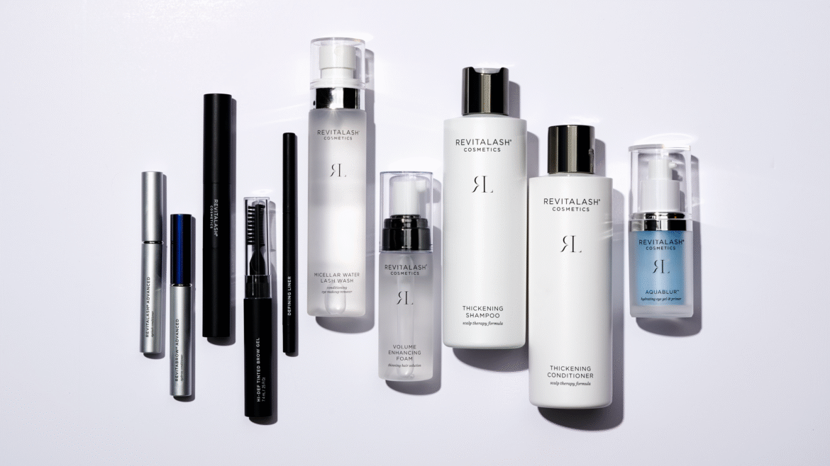 Revitalash Cosmetics fête son anniversaire, 15 ans au service de la beauté du regard !