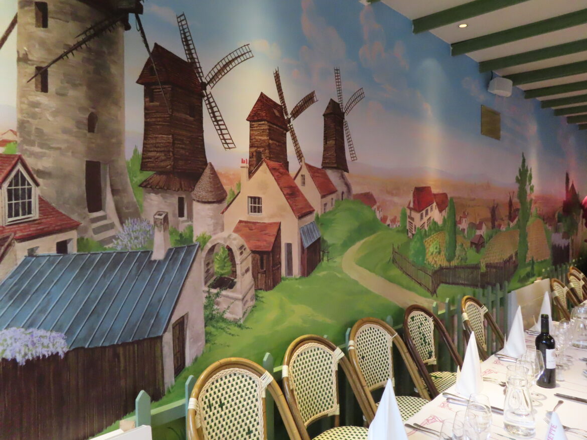 La Bonne Franquette "Coupe du Meilleur Pot 2021" célébre le Beaujolais nouveau ! - Montmartre en fête