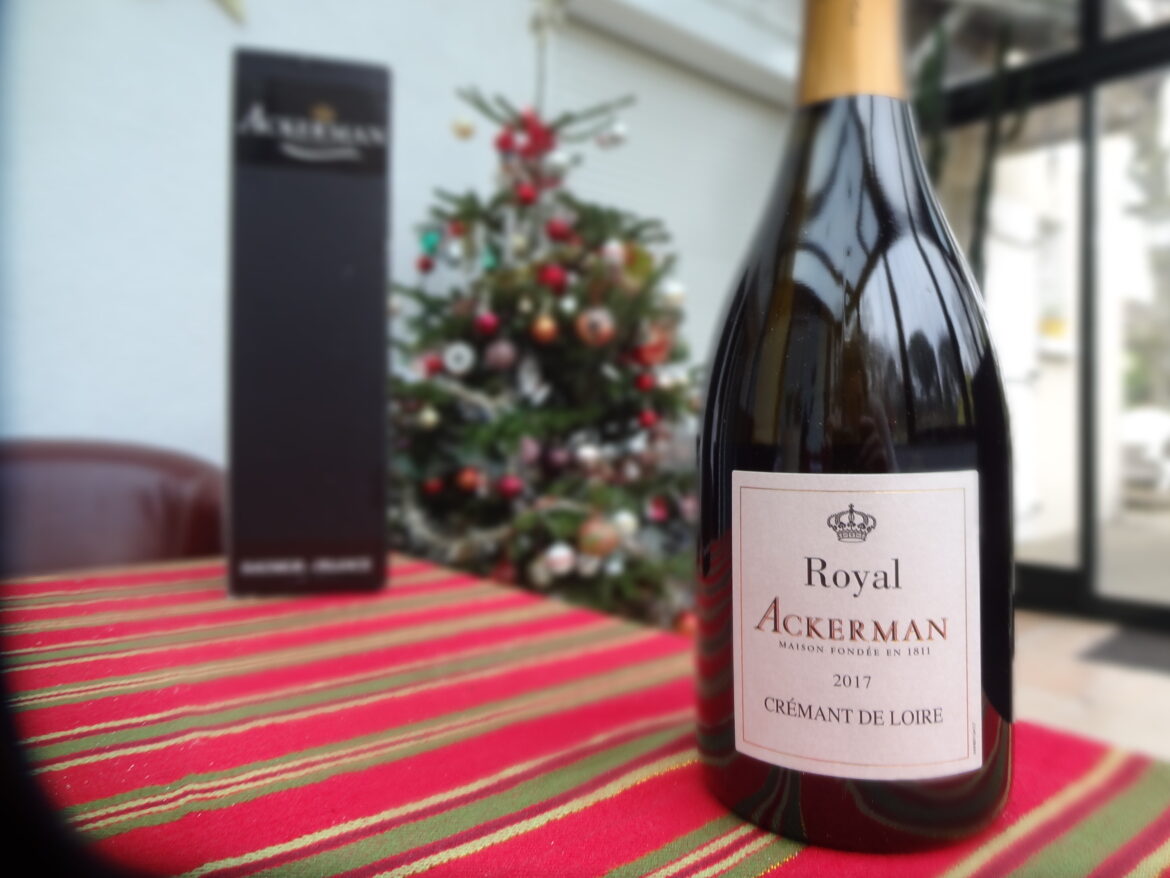 Royal, le Crémant de Loire blanc brut 2017 de la maison Ackerman