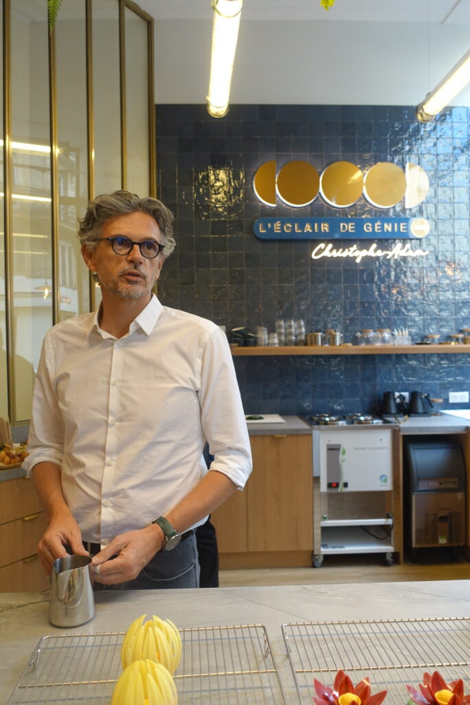 Christophe Adam célèbre les 10 ans de l'Eclair de Génie et ouvre son Coffee shop