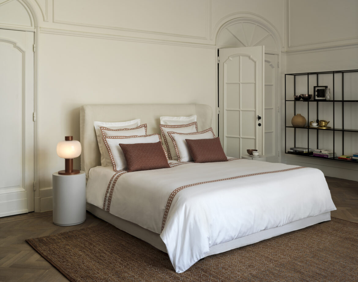 Descamps célèbre ses 220 ans et dévoile sa collection anniversaire Florilège