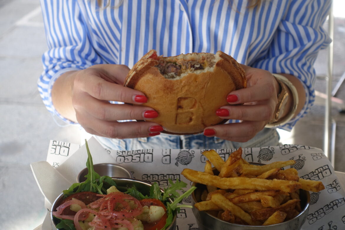 Disco Burgers - les burgers toastés et fermés arrivent à Pigalle !