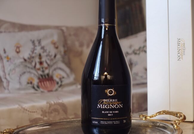 Un champagne Blanc de Noirs brut de La Maison Pierre Mignon pour Noël