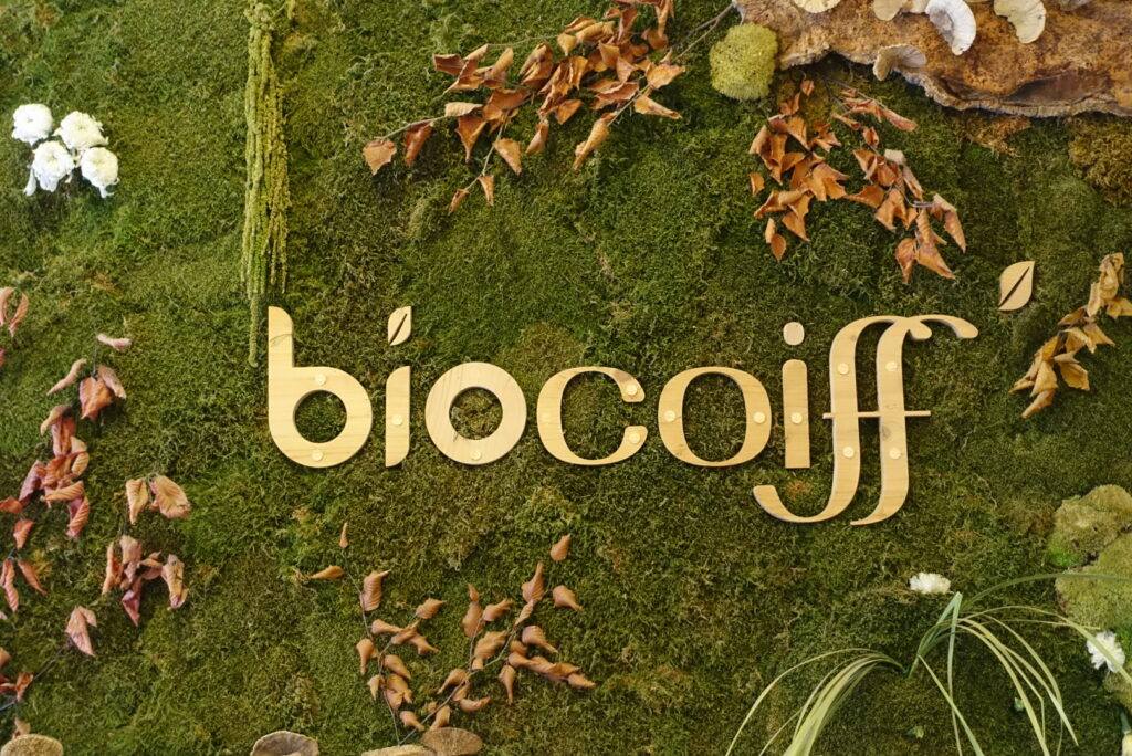 Biocoiff, le temple de la coiffure bio et végétale sublime votre chevelure pour l'automne