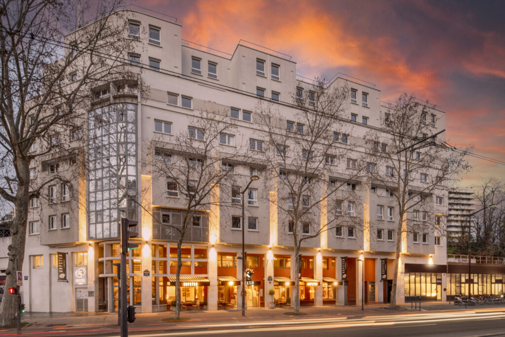 Kopster Hotel Paris Porte de Versailles vous invite à vous détendre loin de la jungle urbaine